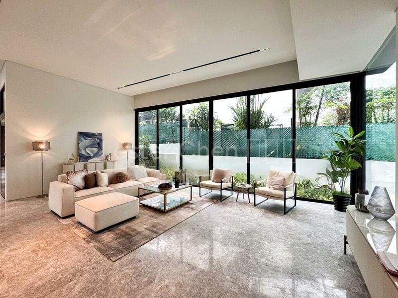 6 Bed Bungalow (Landed) for Sale in  Goldhill Plaza - Image 2